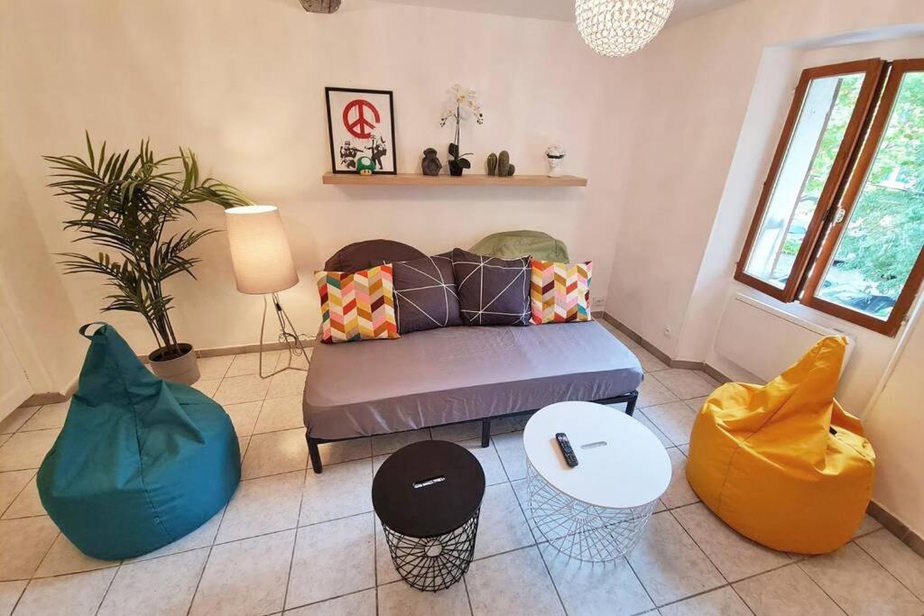 Gregbnb - T2 Design 42M2 - Toulon Est - Wifi Fibre - N5 Экстерьер фото